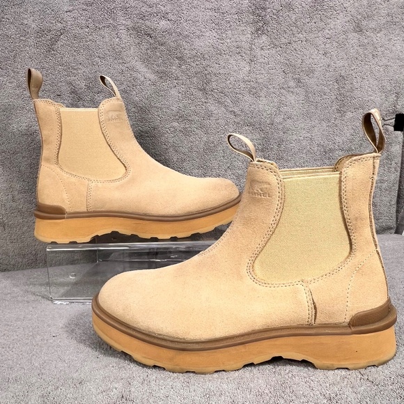 Sorel Suede Leather Hi-line Chelsea Lugged Ankle Boots Sz 9.5 Pull-on NL4870-262 - Picture 1 of 12
